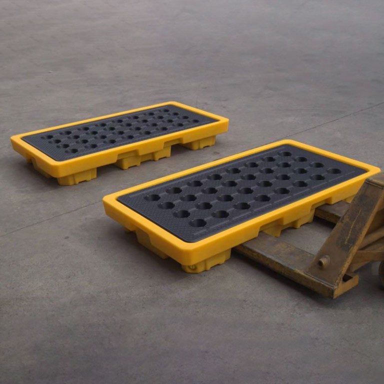 Low Spill Containment Pallet with Drain Plug for 2 Drums (Capacity 83 / 150 l) - Image 4