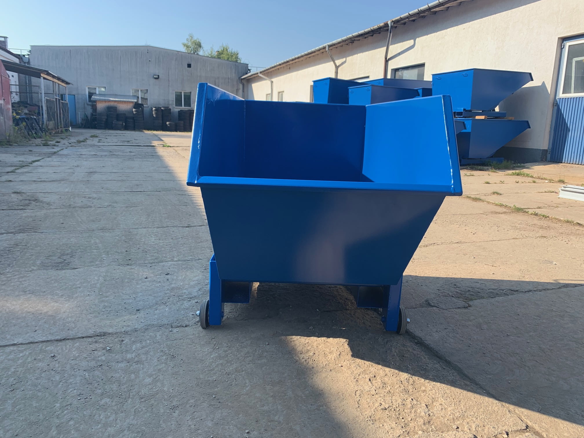 Self-tipping skip PMMC Light 800 - Image 2
