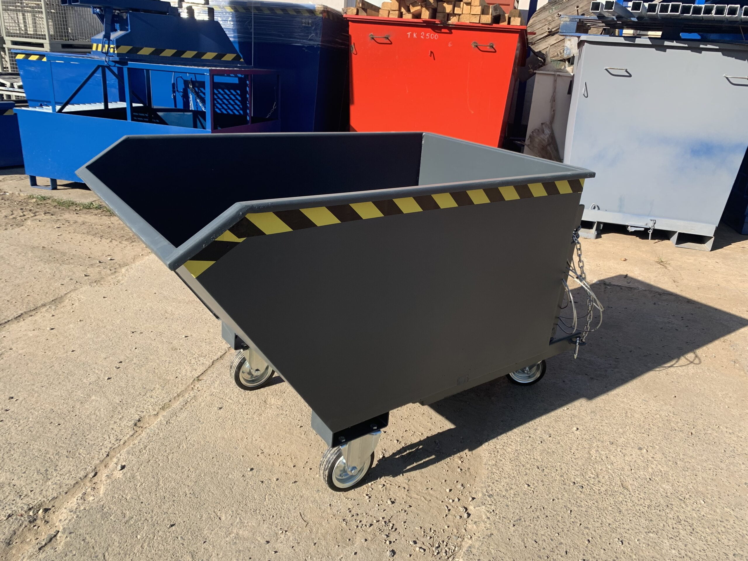 Self-tipping skip PMUC 300 - Image 2