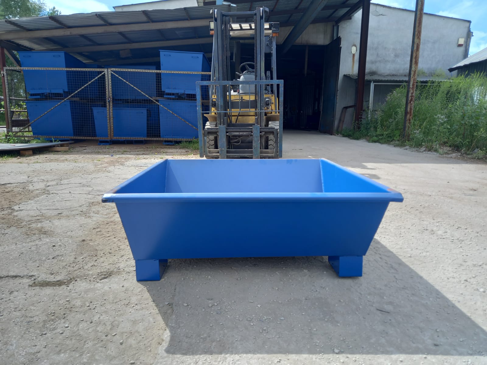Self-tipping skip PMUC mini 250 - Image 3