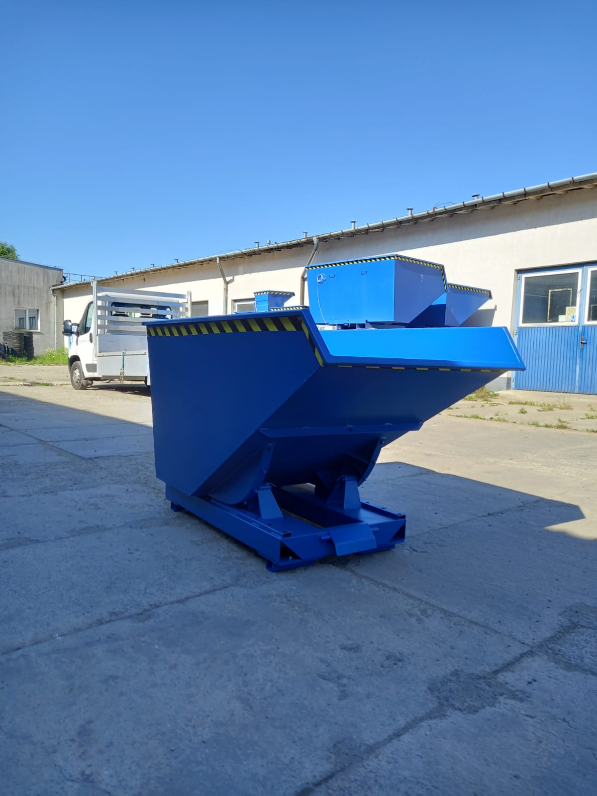 TK 1100 Self-Tipping Skip - Image 2