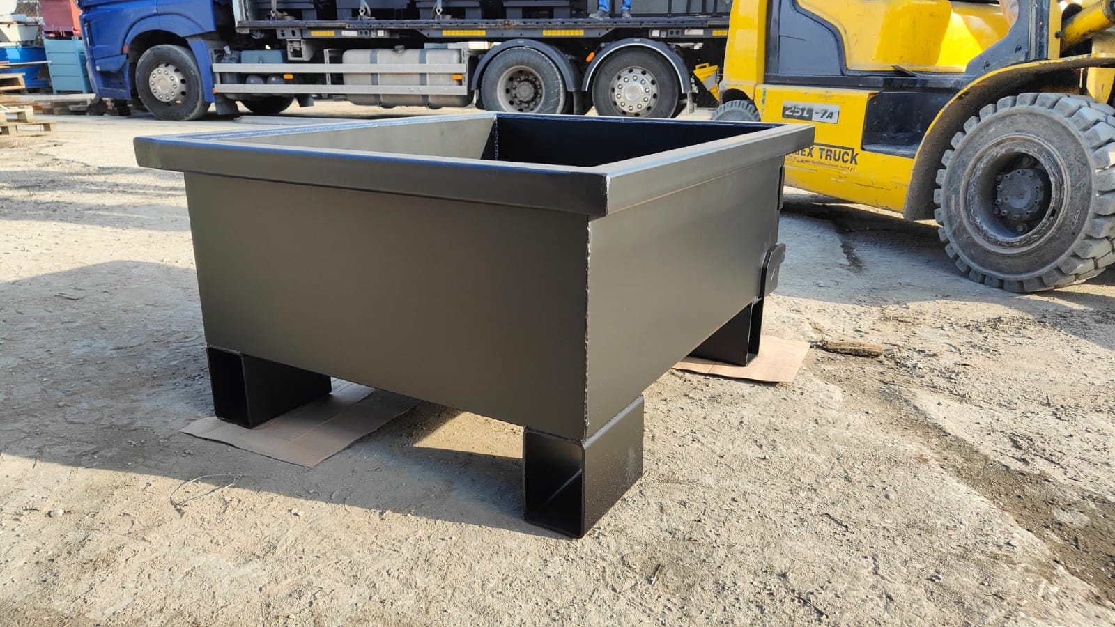 Kontejner na okuj (zendru) - Obrázek 6