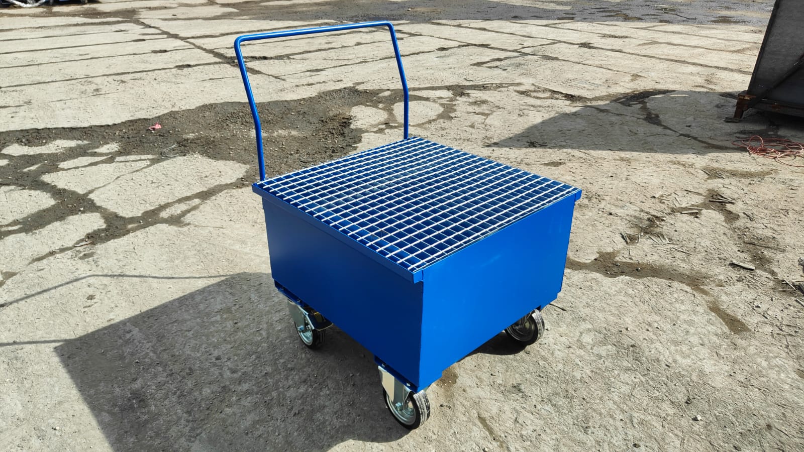 Mobile Spill Containment Tray PMZ – Single - Image 2