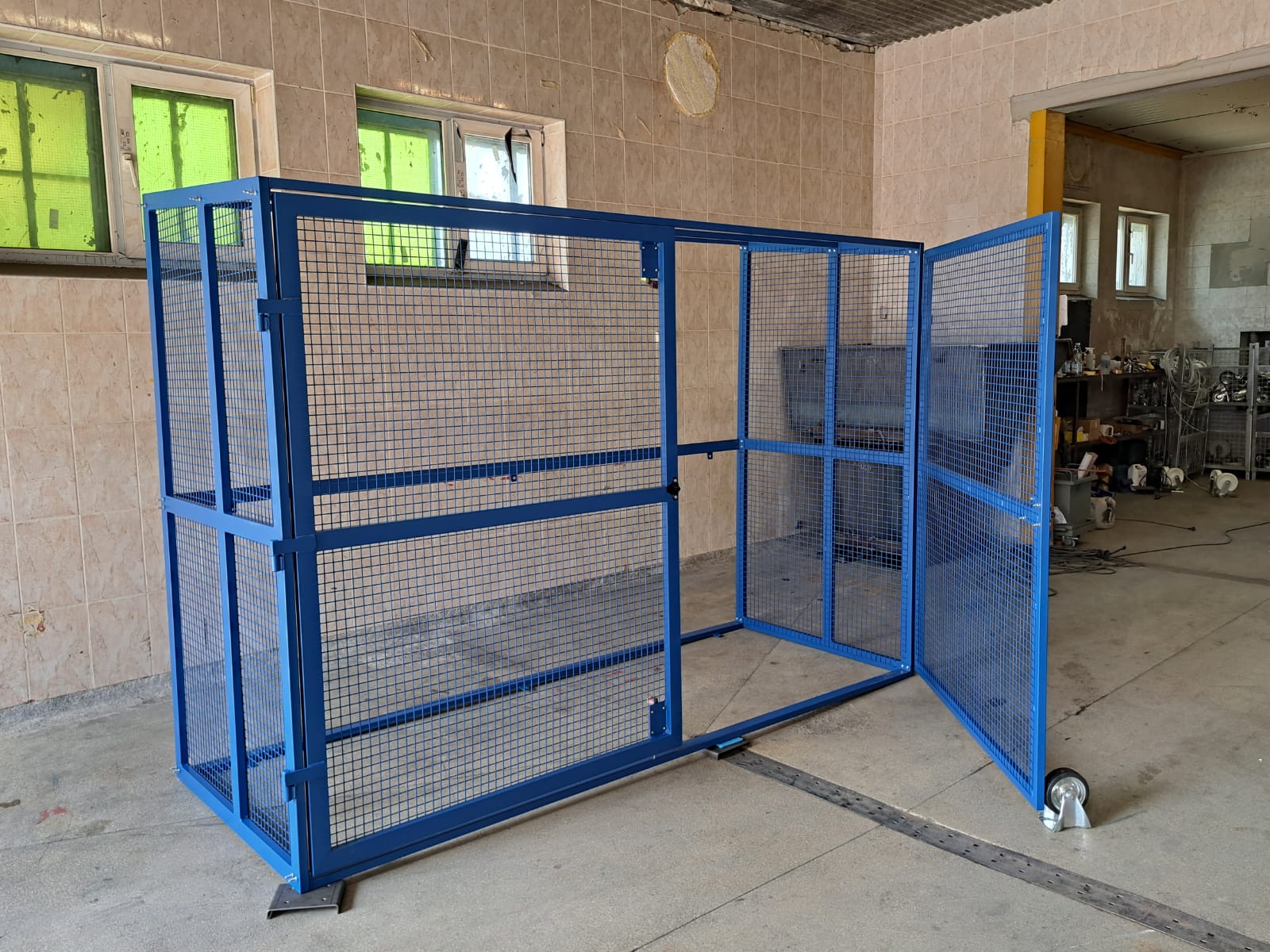 Skladová klec na láhve s technickými plyny - Obrázek 11