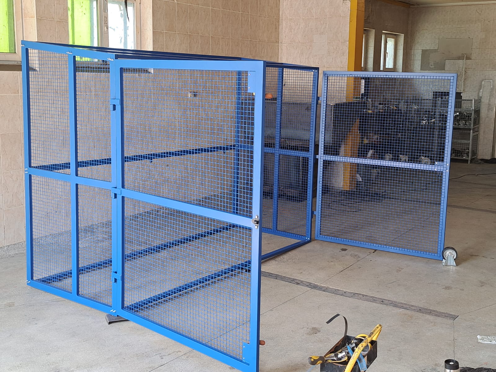 Skladová klec na láhve s technickými plyny - Obrázek 9