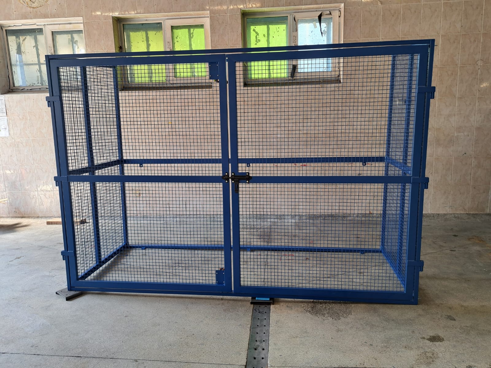 Skladová klec na láhve s technickými plyny - Obrázek 7